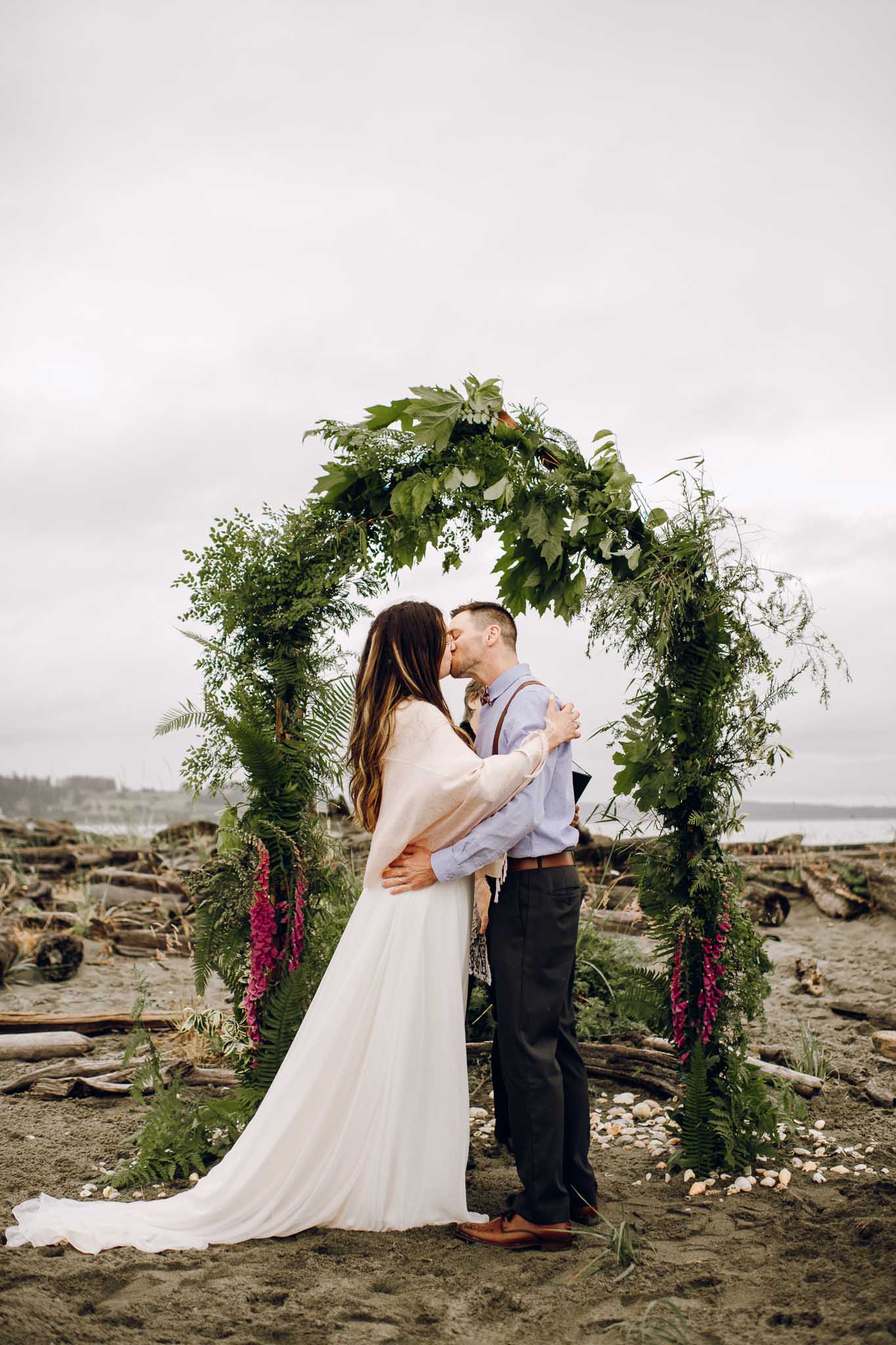 Vancouver Island Wedding Photographers Elopement Photography
