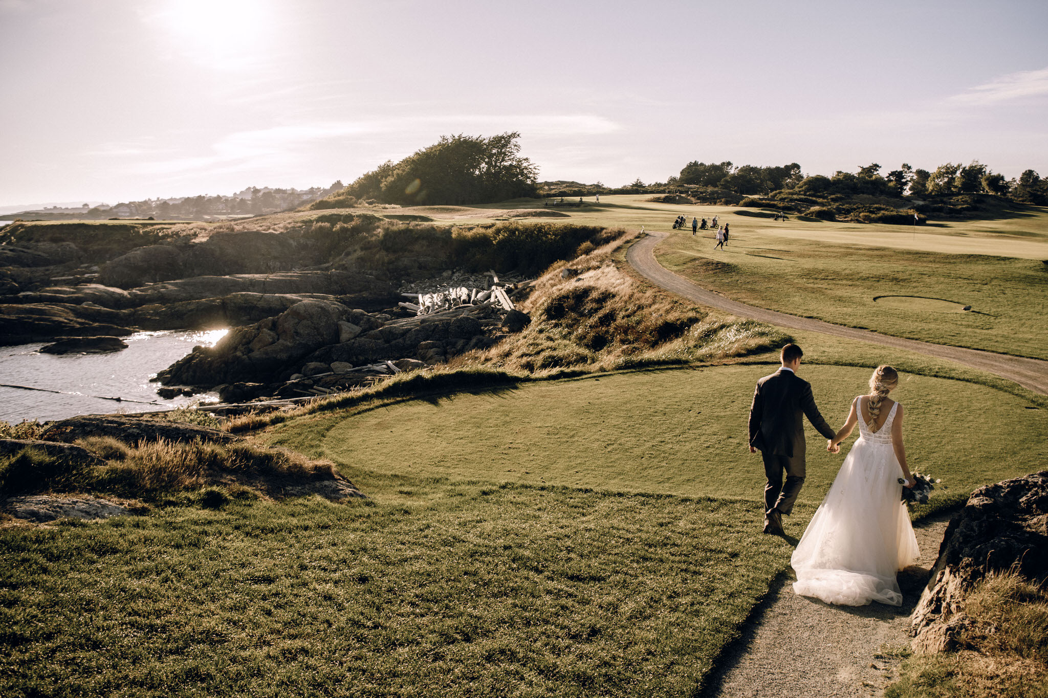 Victoria Golf Club Wedding Photographer YYJ Socially Distanced Sunset