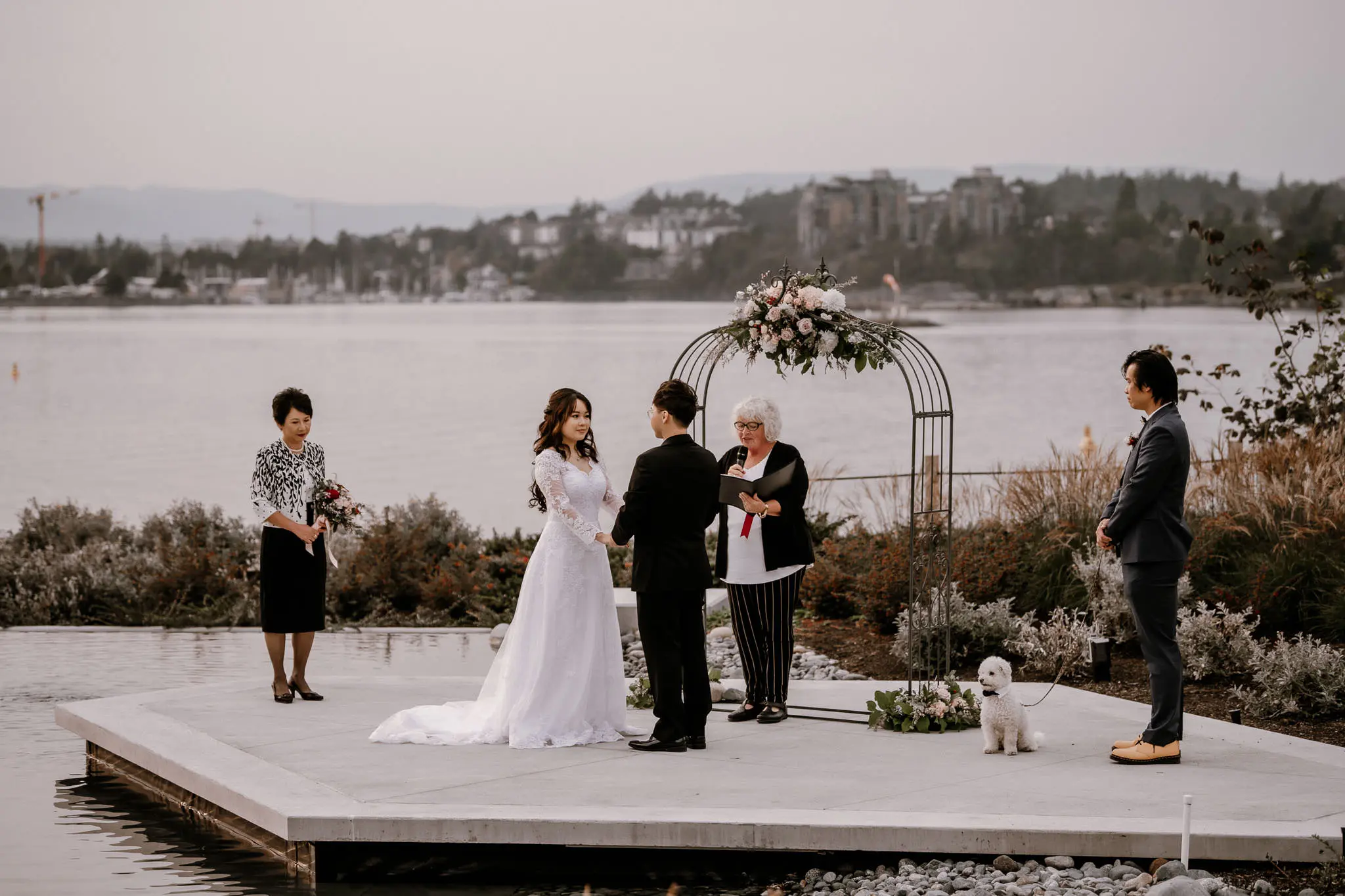 Inn at Laurel Point Weddings Photographers Victoria BC