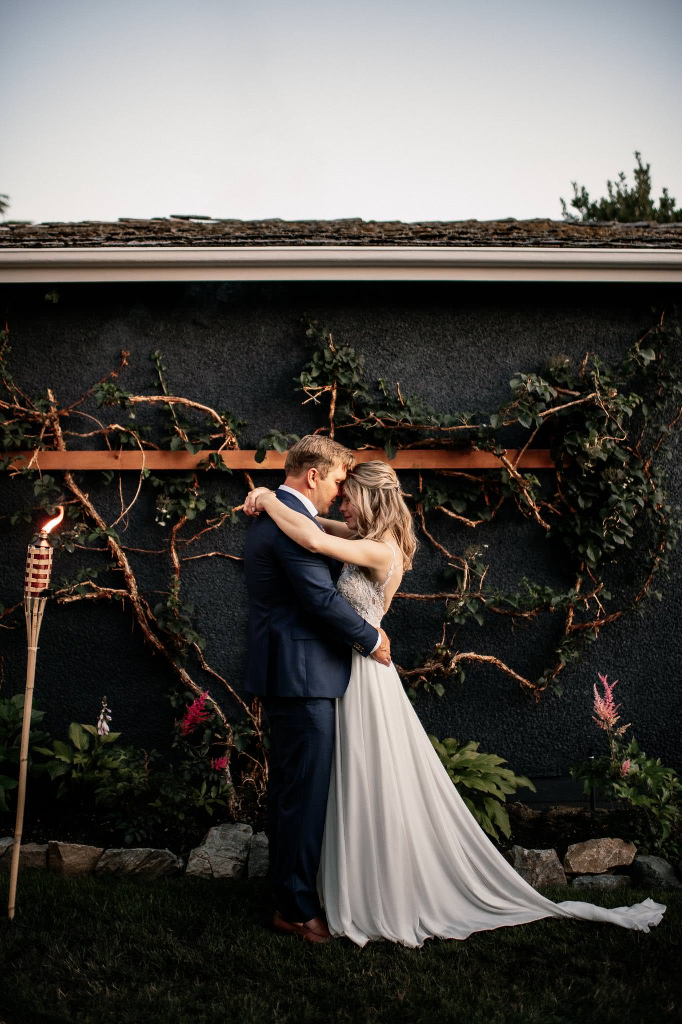 Victoria BC Photographer Intimate Backyard Wedding Pandemic