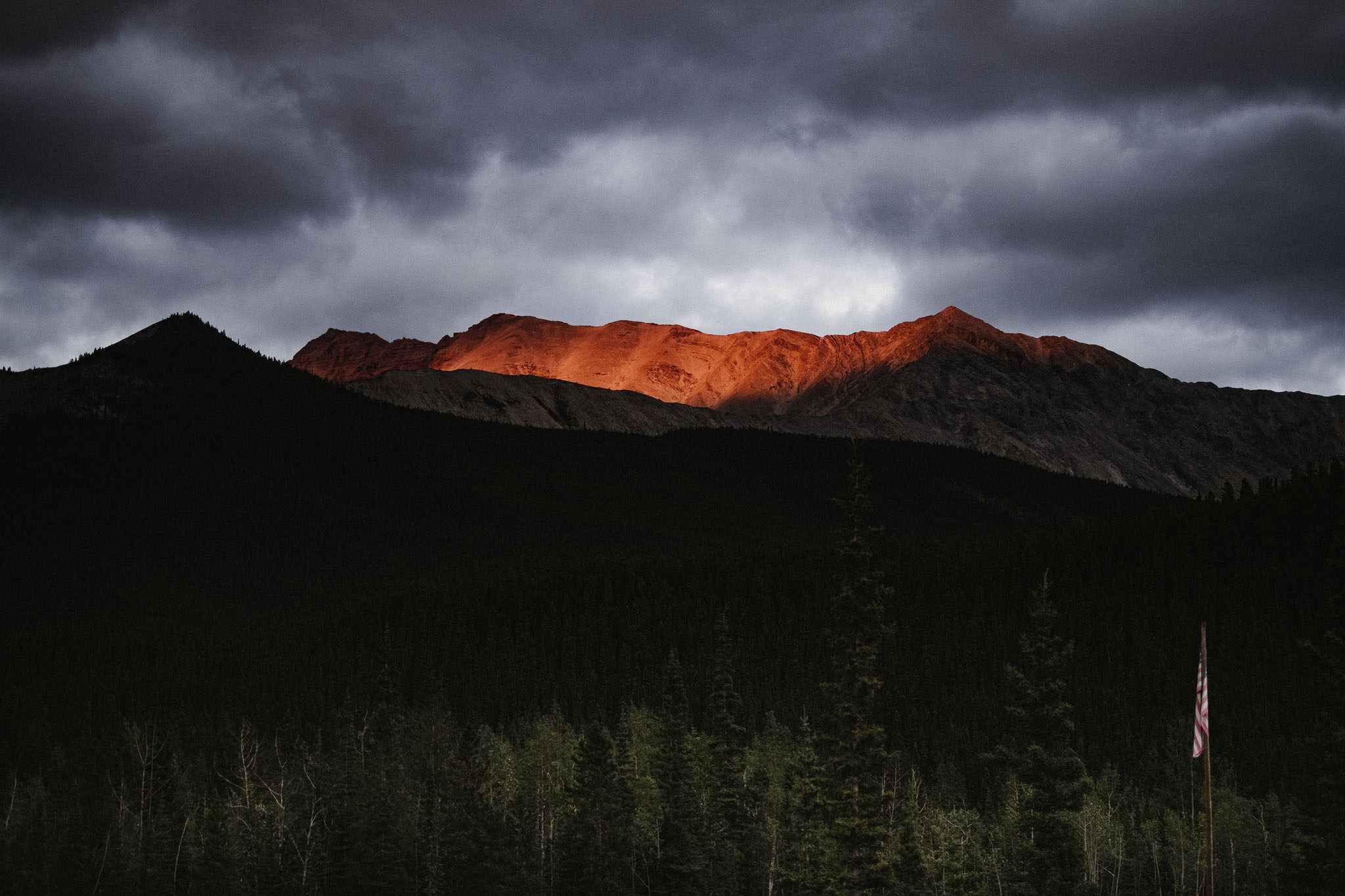 Wedding Photographer BC Muncho Lake Wedding Northern Rockies Lodge