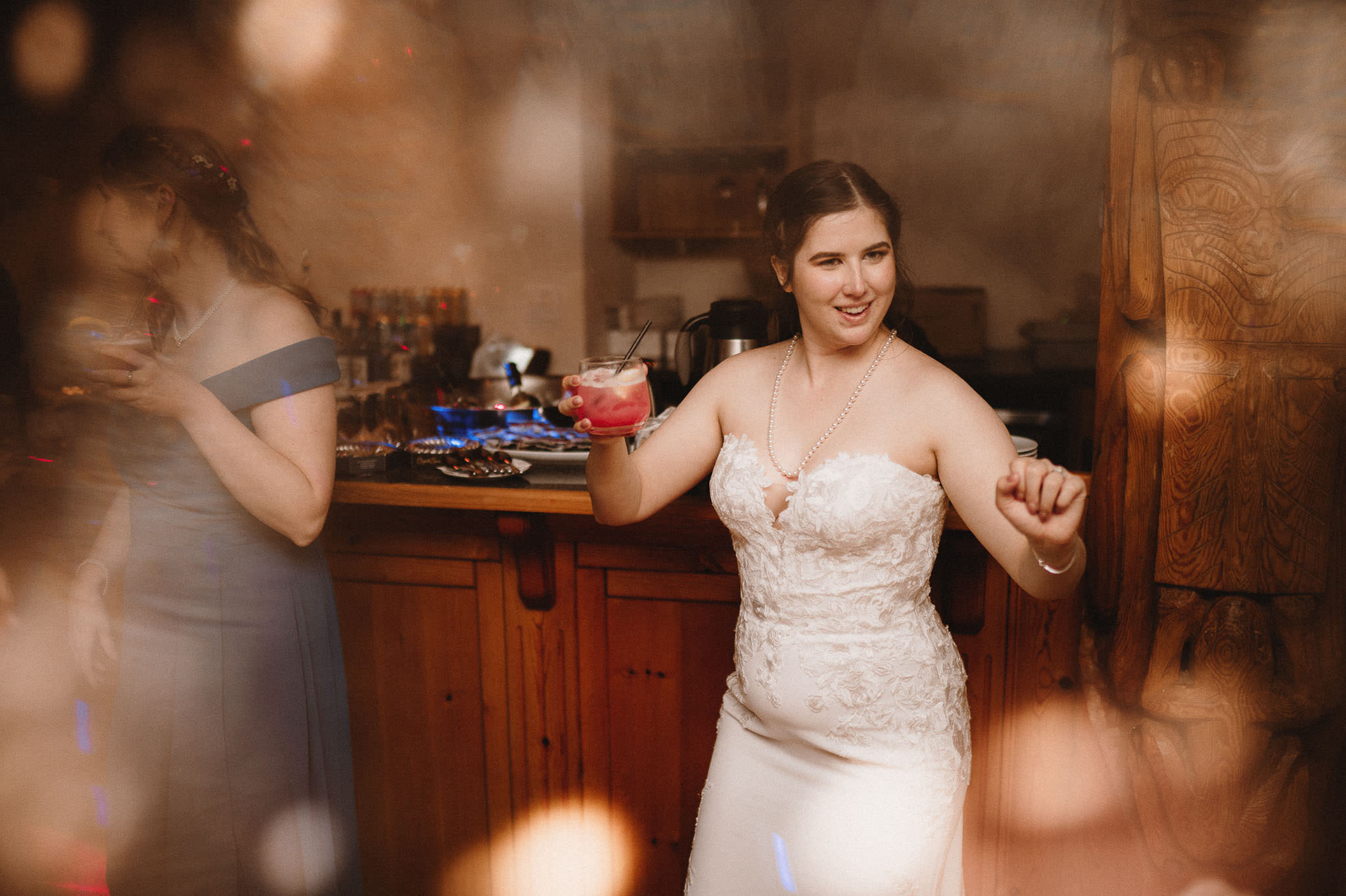 Wedding Photographer Victoria Villa Eyrie Weddings Party Reception Dancing Creative