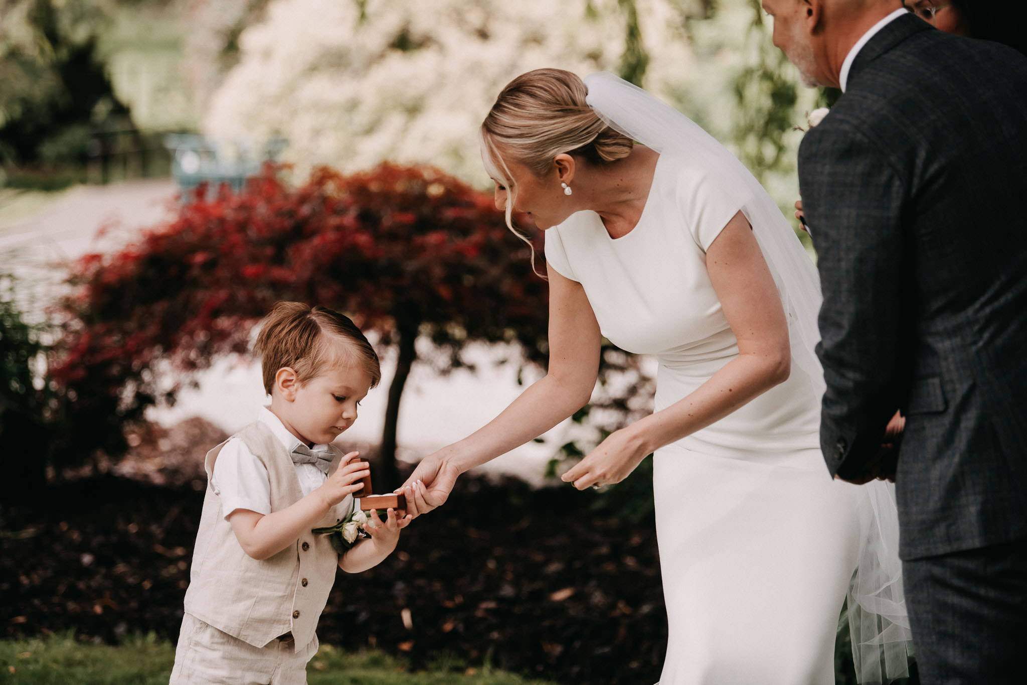 Beacon Hill Park Wedding Photographer Victoria BC Photographer