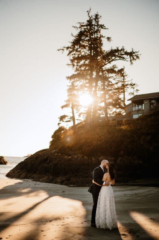A&J | Tofino Wedding Photographer