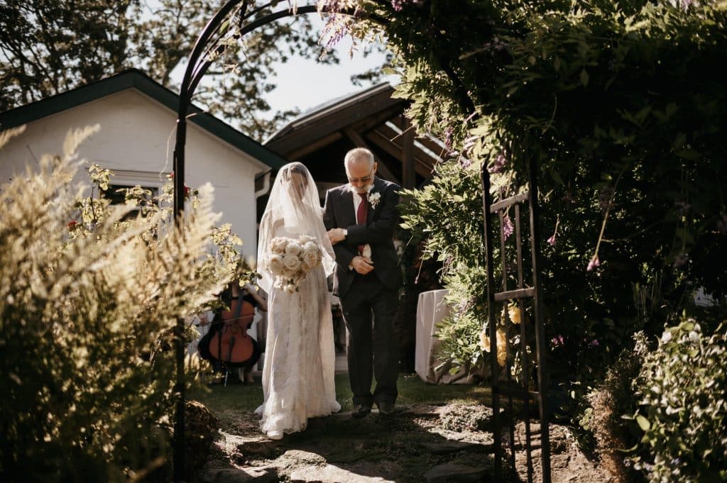 Backyard Wedding Oak Bay BC Wedding Photographer