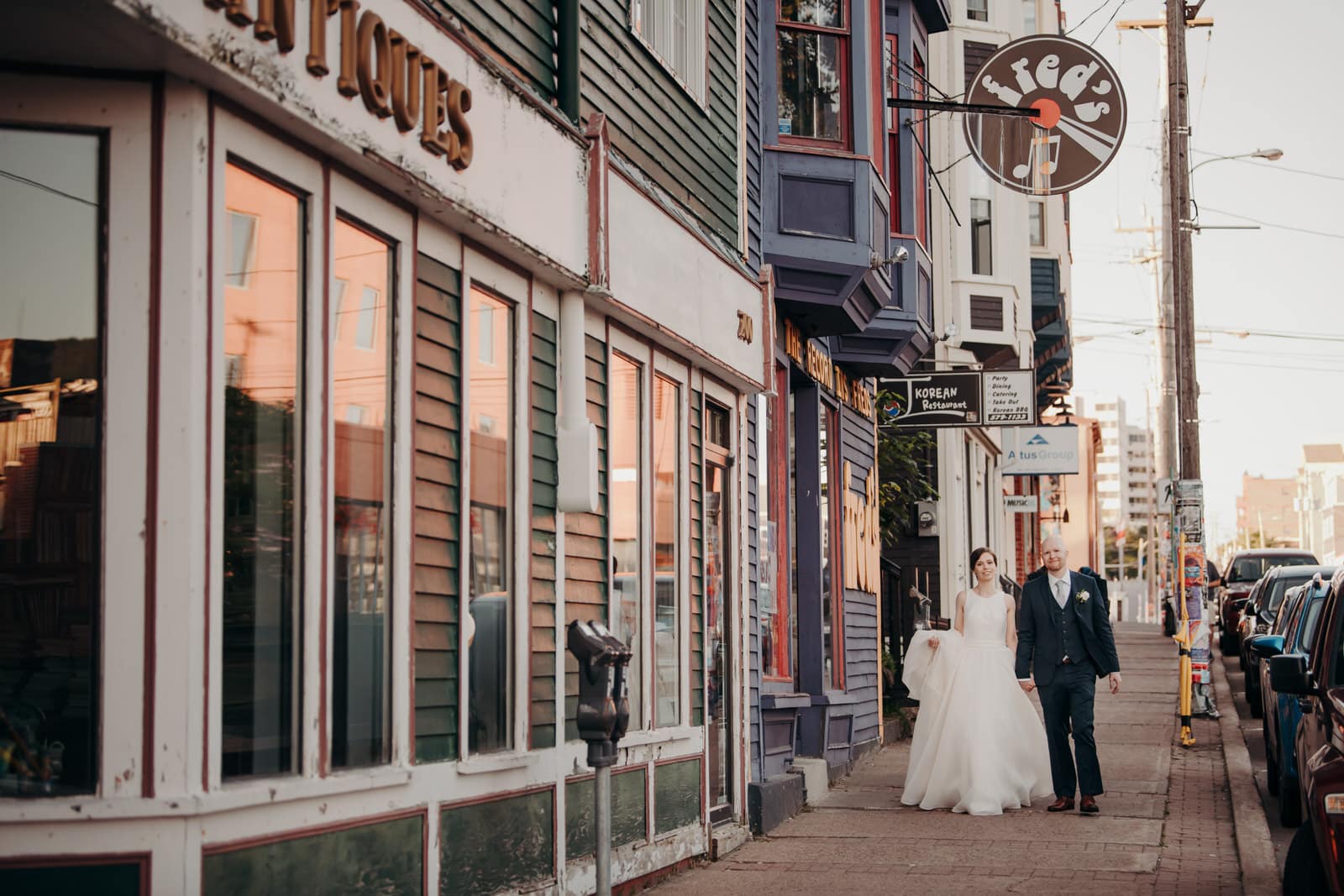 Wedding Photographer St. John's NL Downtown Leaside Manor